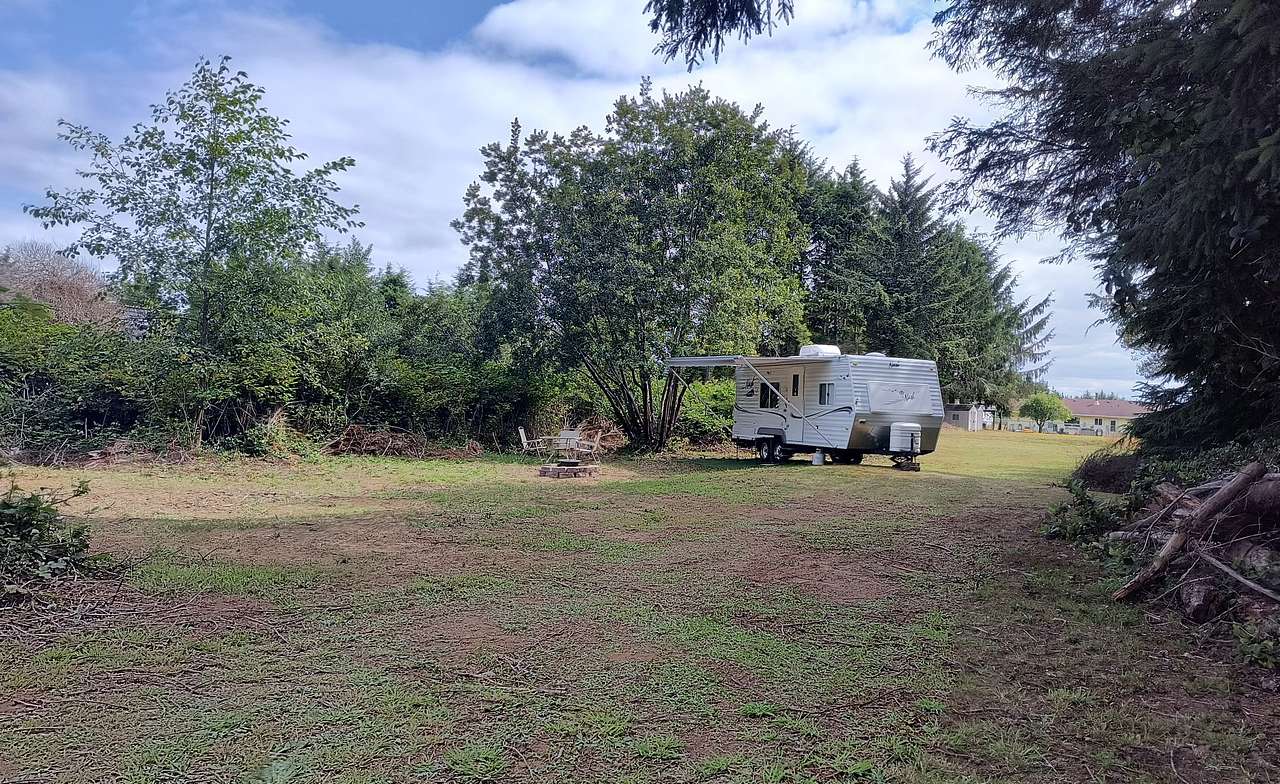 Peaceful Camp By The Beach