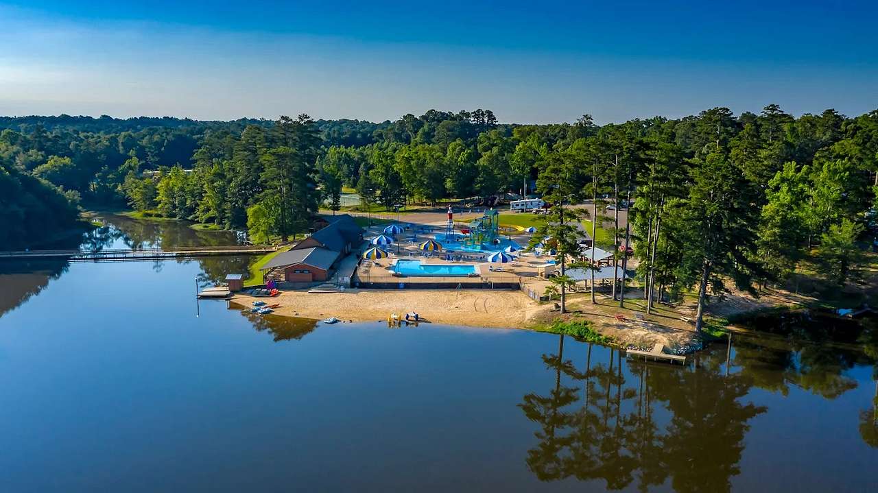 Jellystone Park Pelahatchie