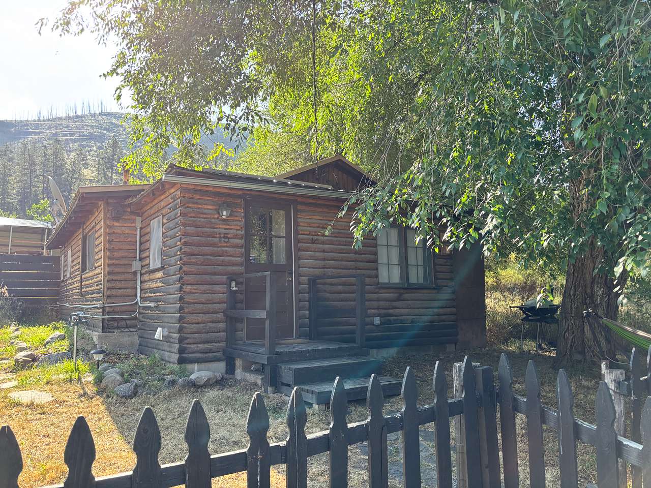 Adorable cabin.