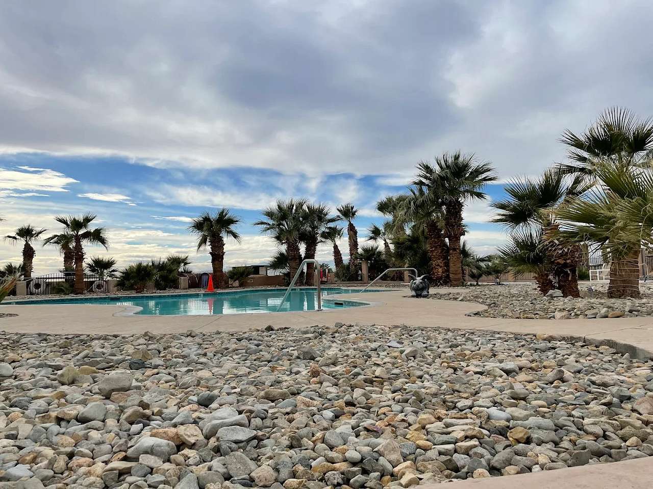 Glamis North Hot Springs Resort