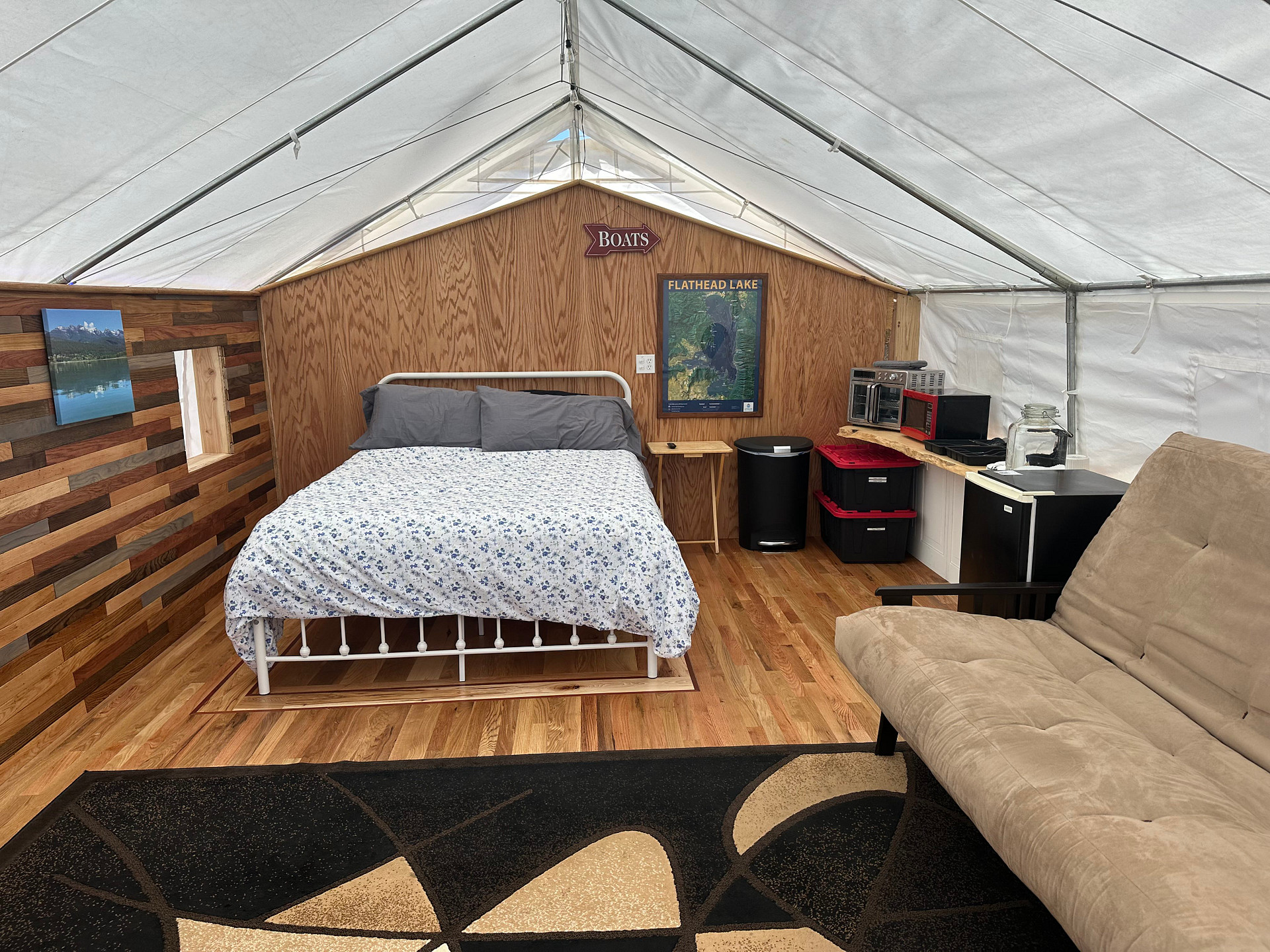 GlampCamp