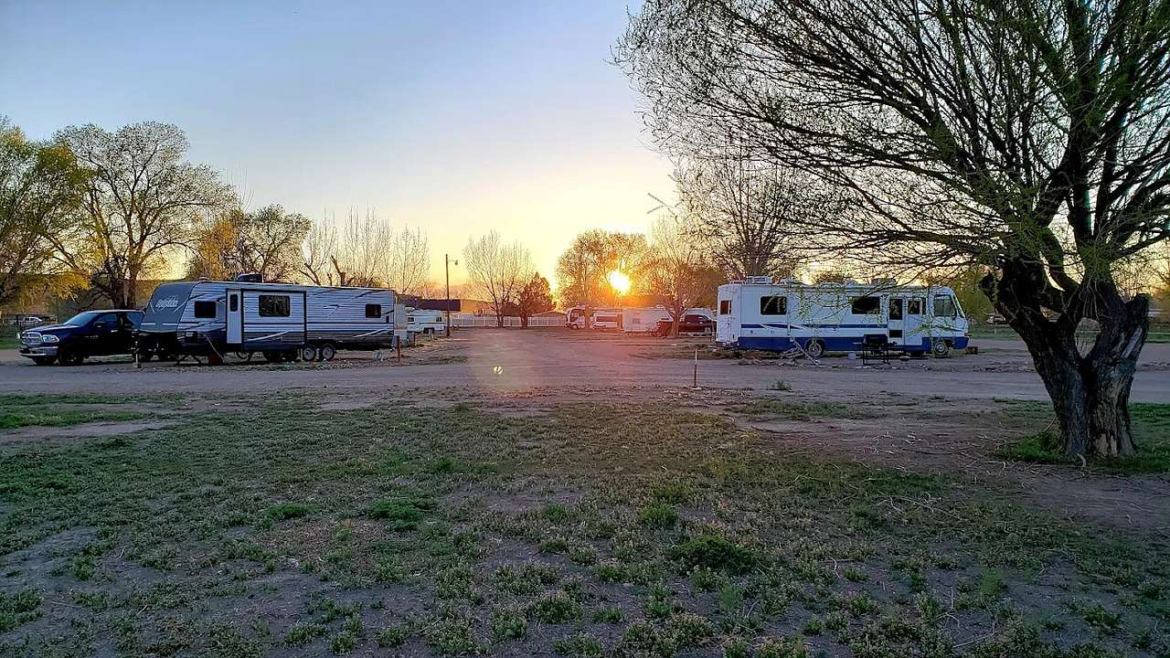 iCamp Green River