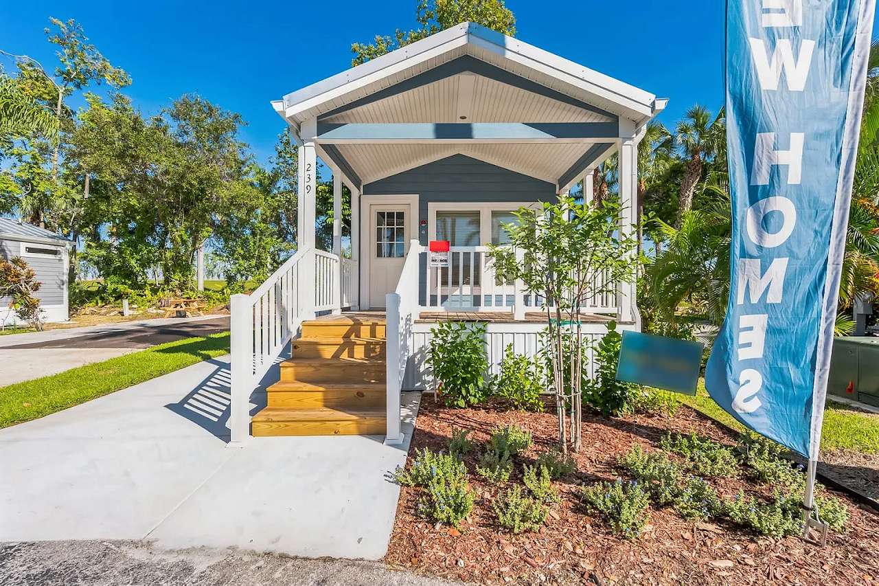 Northtide Naples RV Resort (Age Restricted 55+)