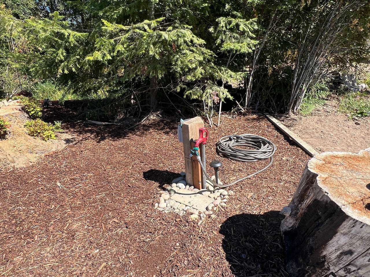 50 amp outlet & water.  I have a 50 to 30 amp adapter if needed.