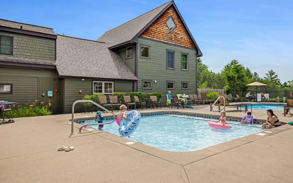 Lake George Camping Village