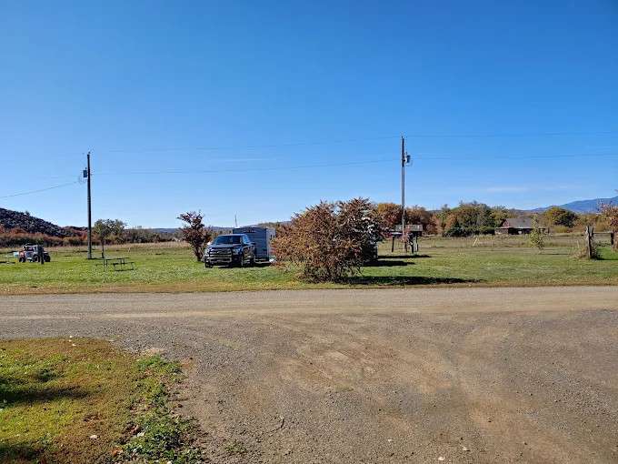 Mundo Hot Springs RV Park