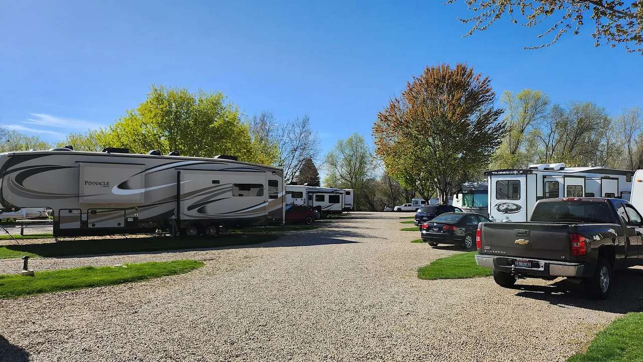 Country Corners RV Park