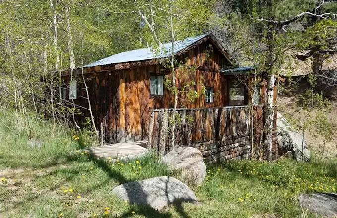 San Isabel Lodging