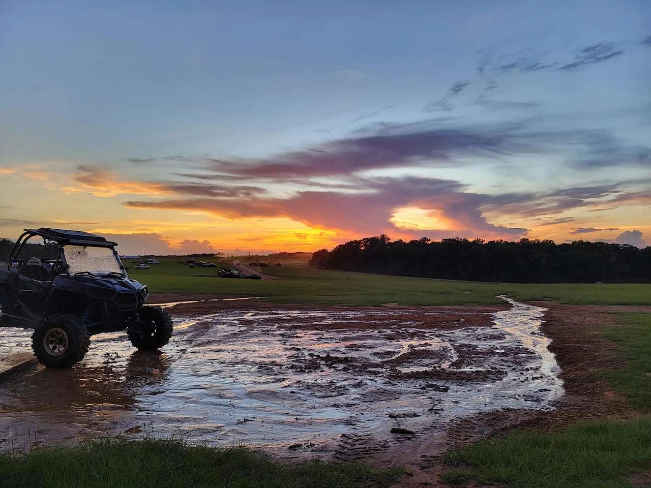 Bama Slam Saloon & RV Park
