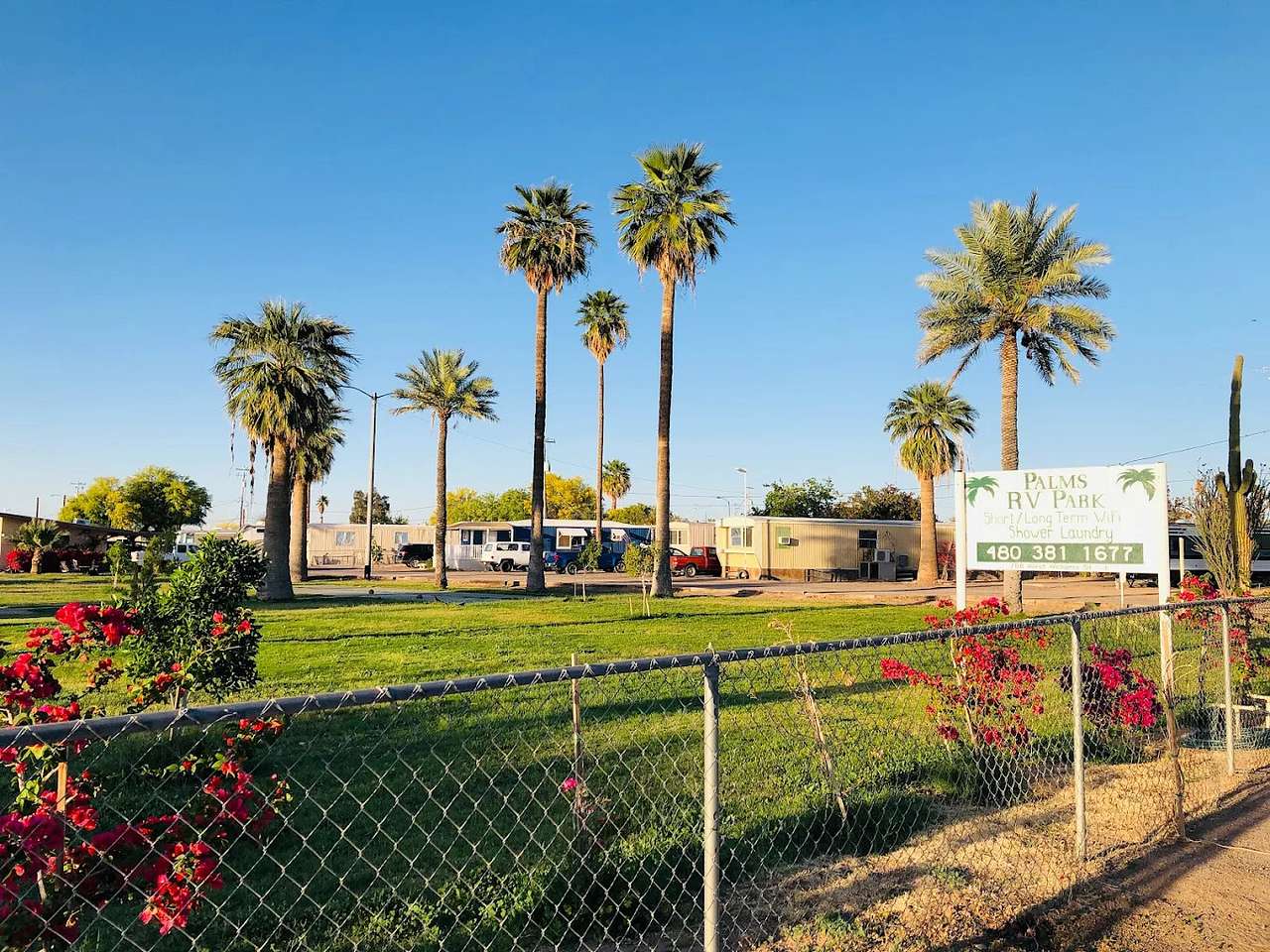 Palms Mobile Home RV Park