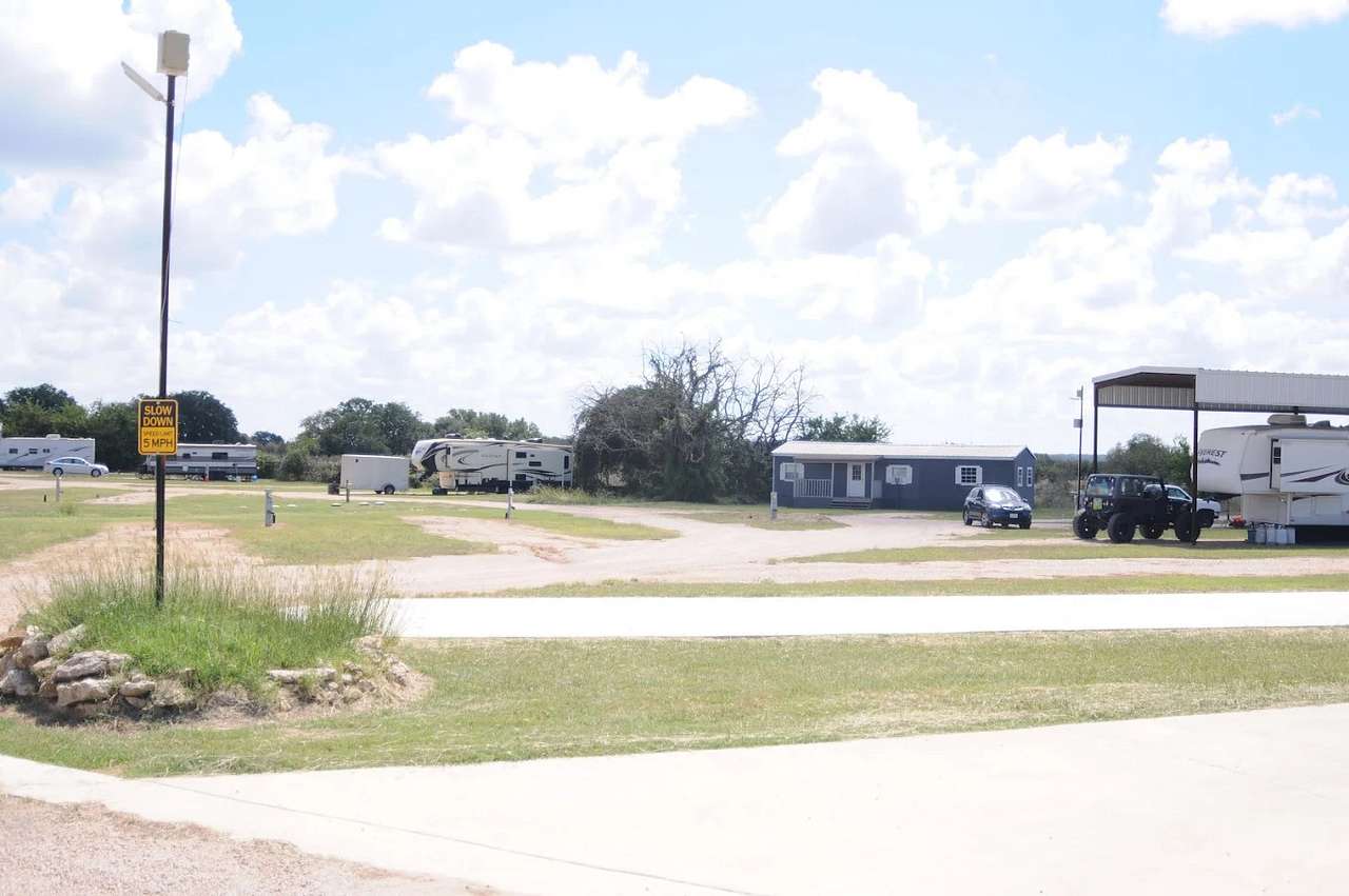 Patriot RV Park - Bertram South