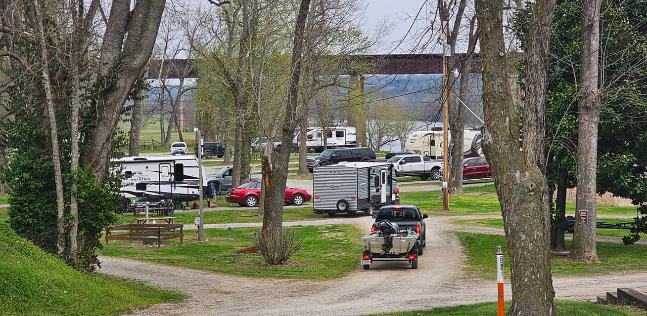 White River Campground & Cabins
