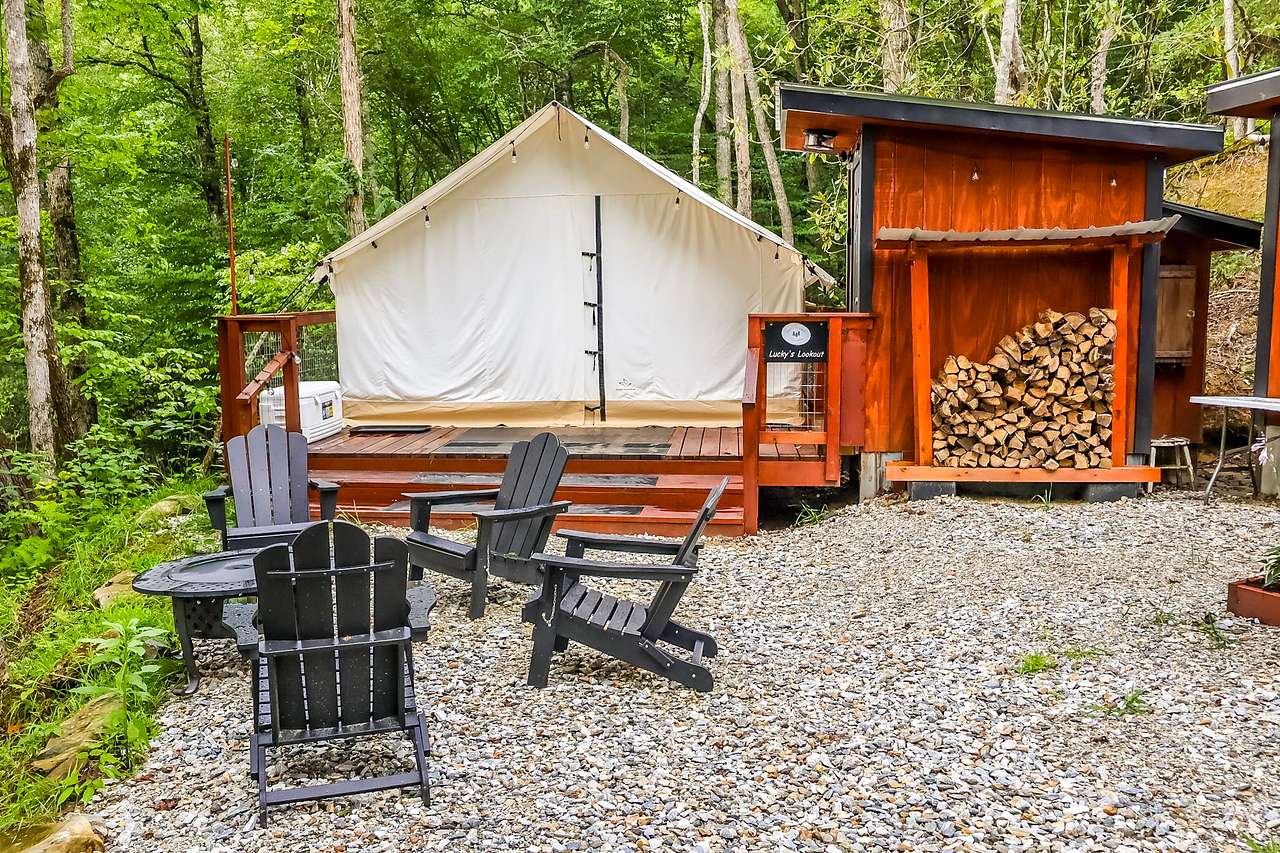 Luxe Tent/Private Bathhouse/Wifi/AC