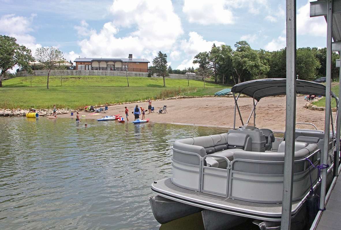 Acorns Resort
