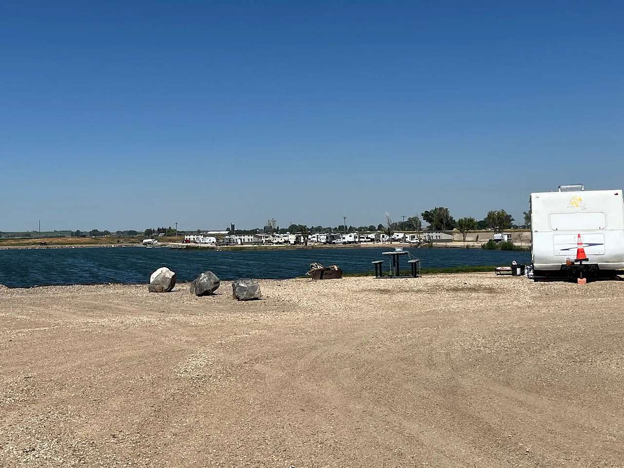 Lucky Lake 208