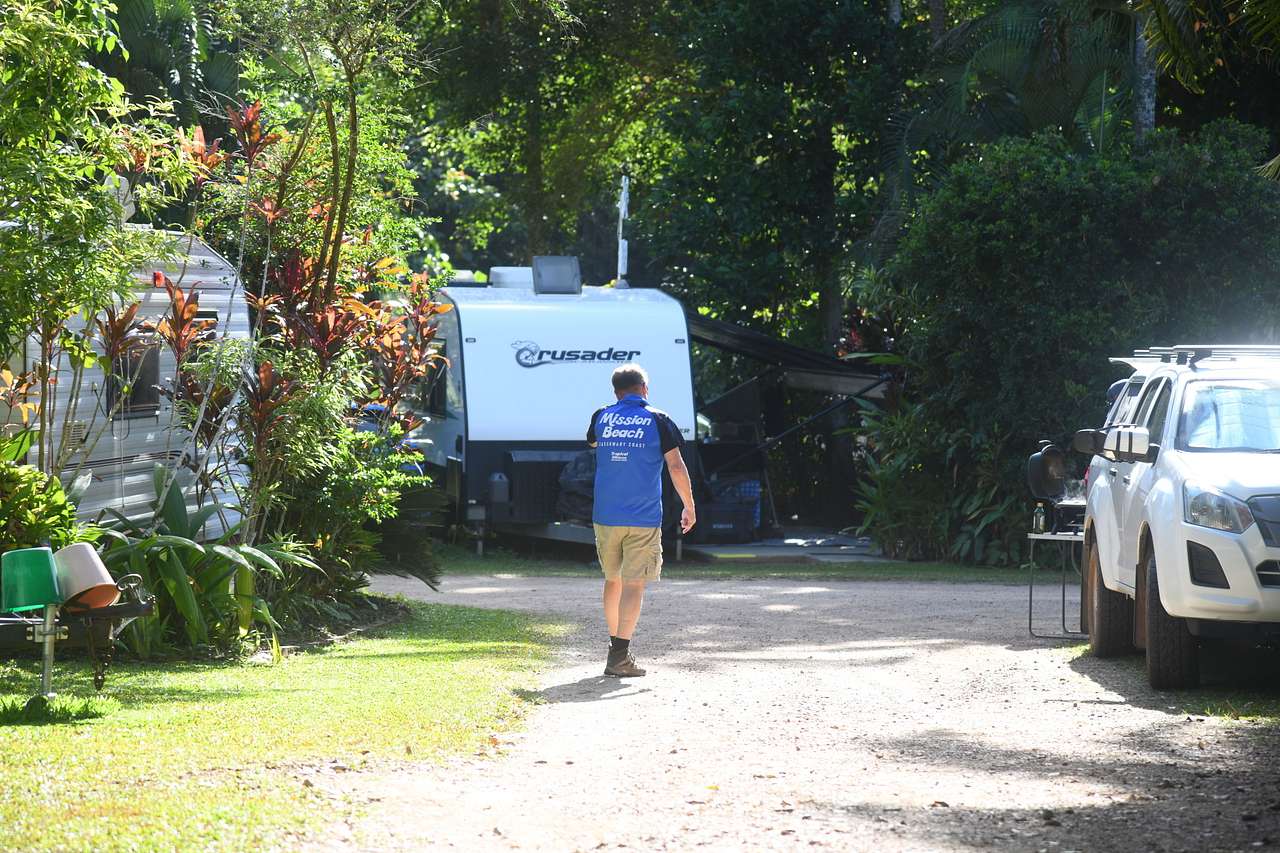 Tropical Hibiscus Caravan Park
