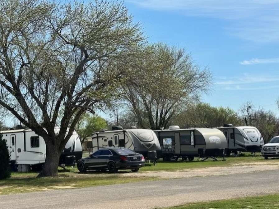 Brush Country Oasis RV Park