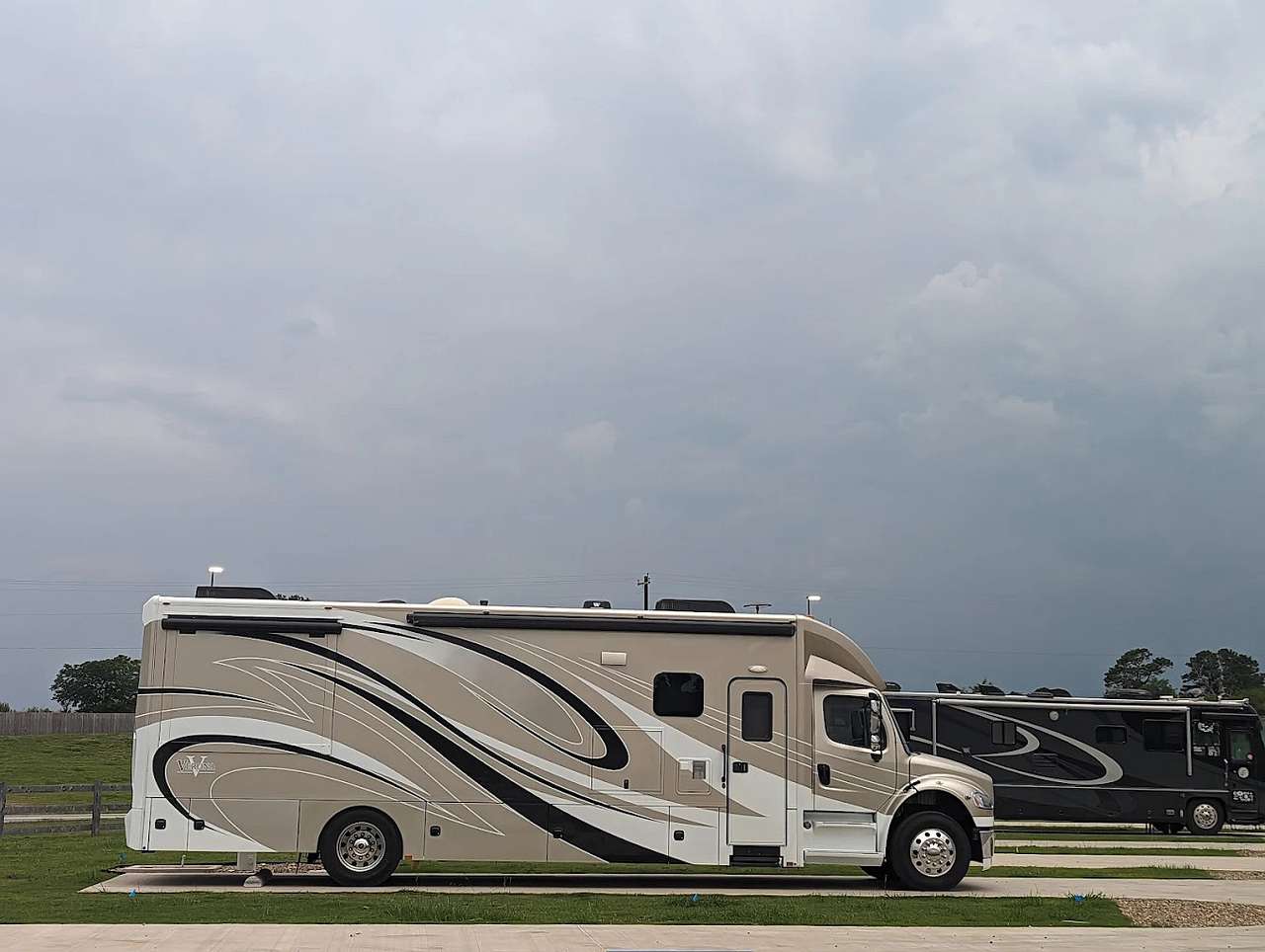 Love's RV Hookup-Winona TX 815