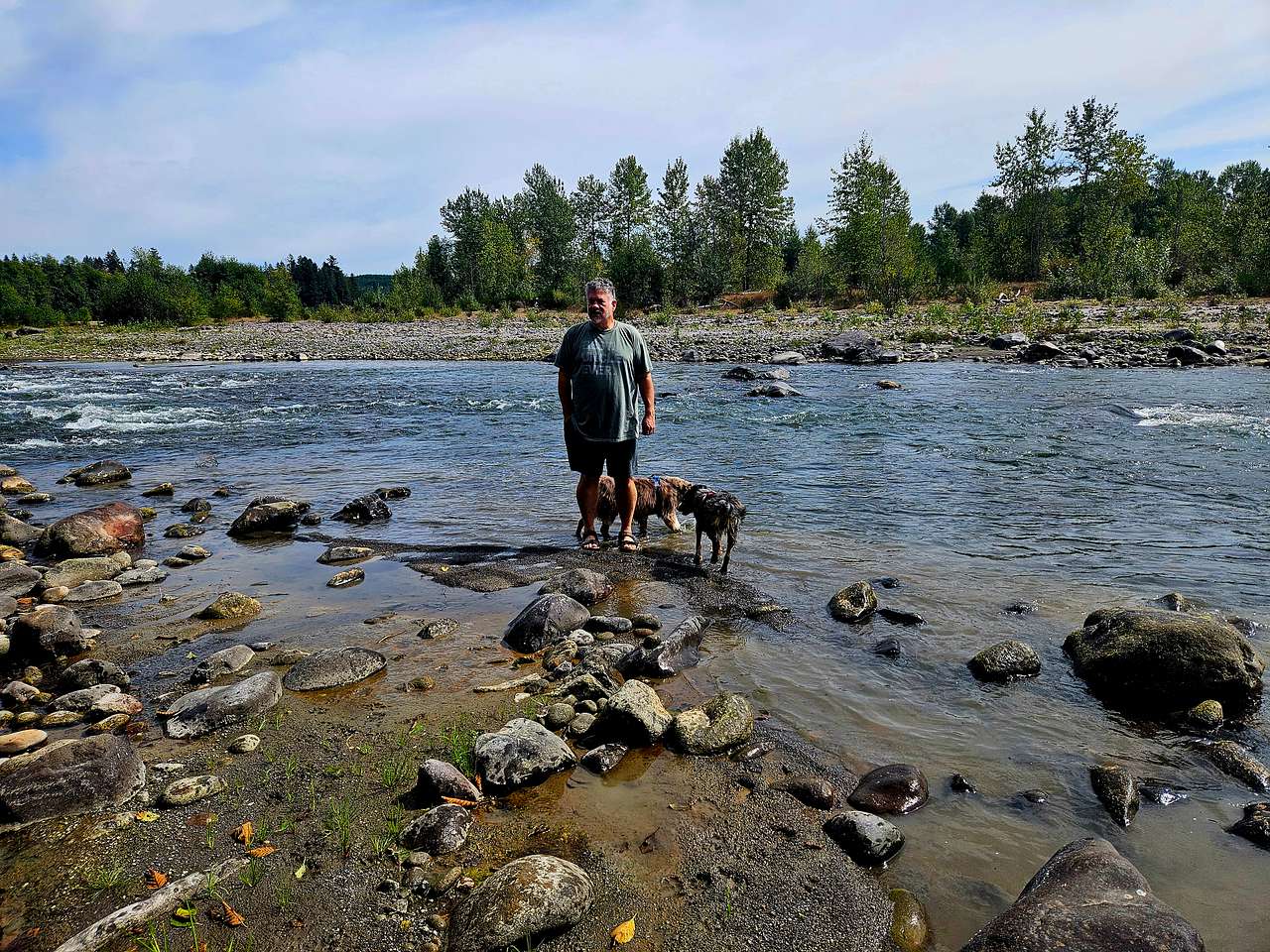 Otter Pond Riverfront Getaway