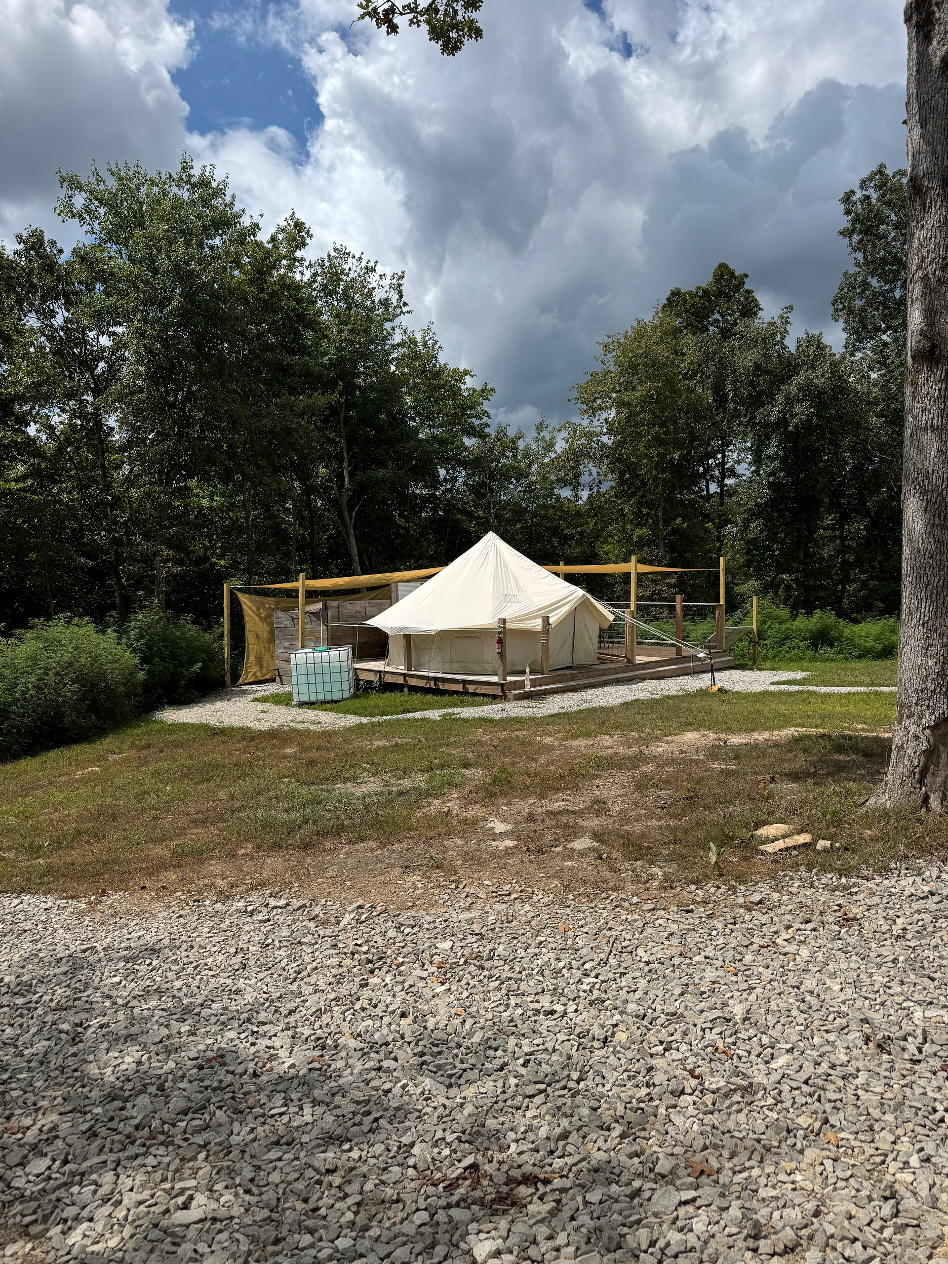 Mollys Ridge Glamping and Camping