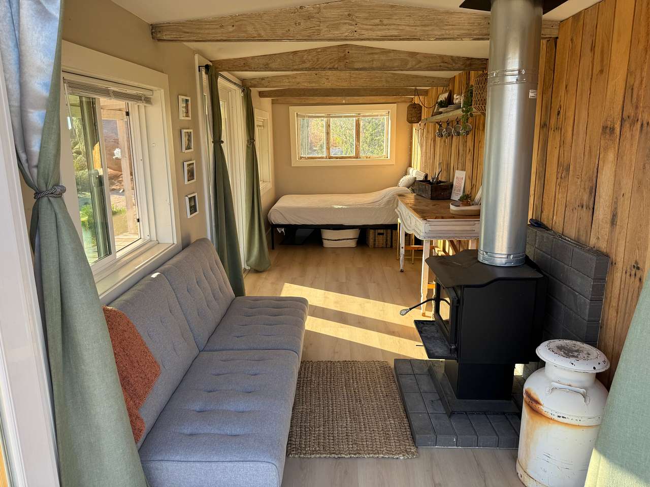 Boulder hideout