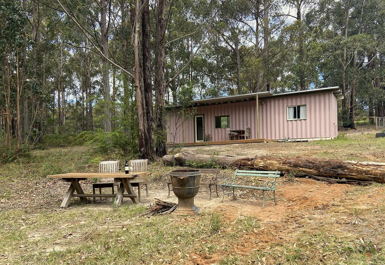 Macadamia Bush Haven