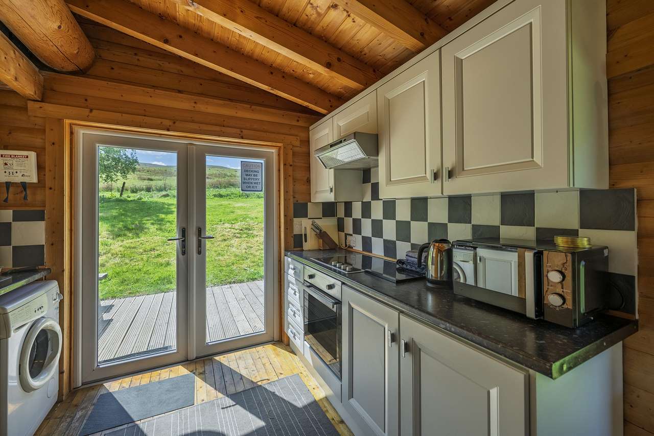 Cragdhu Log Cabin