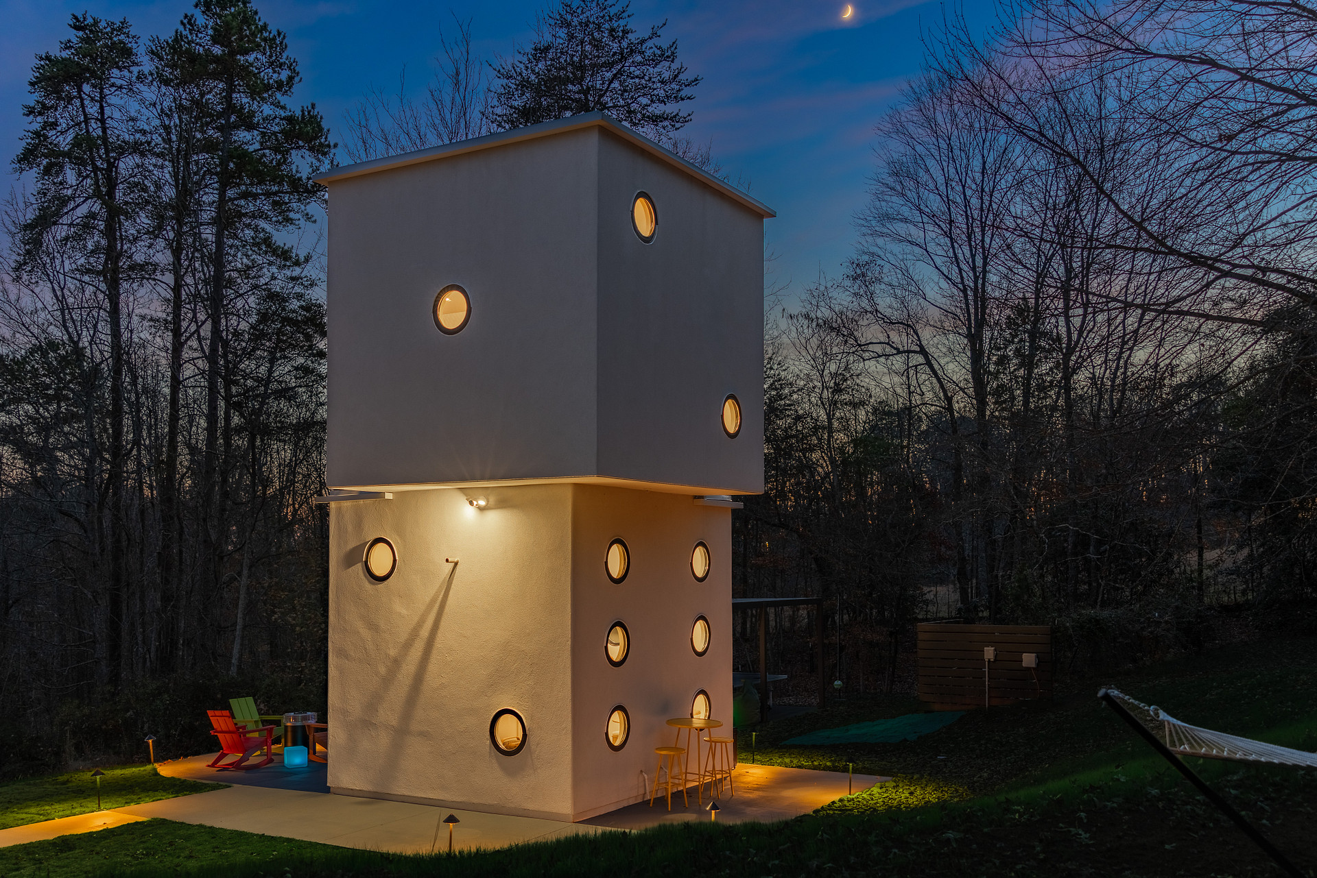 Tiny Dice House