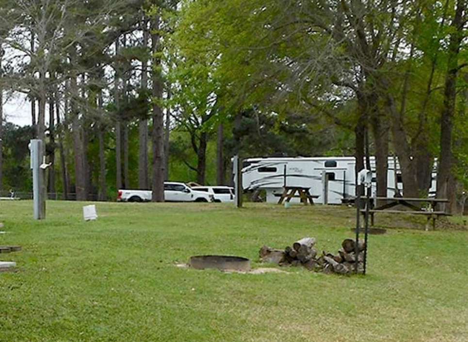 Flat Creek Marina & RV Camping