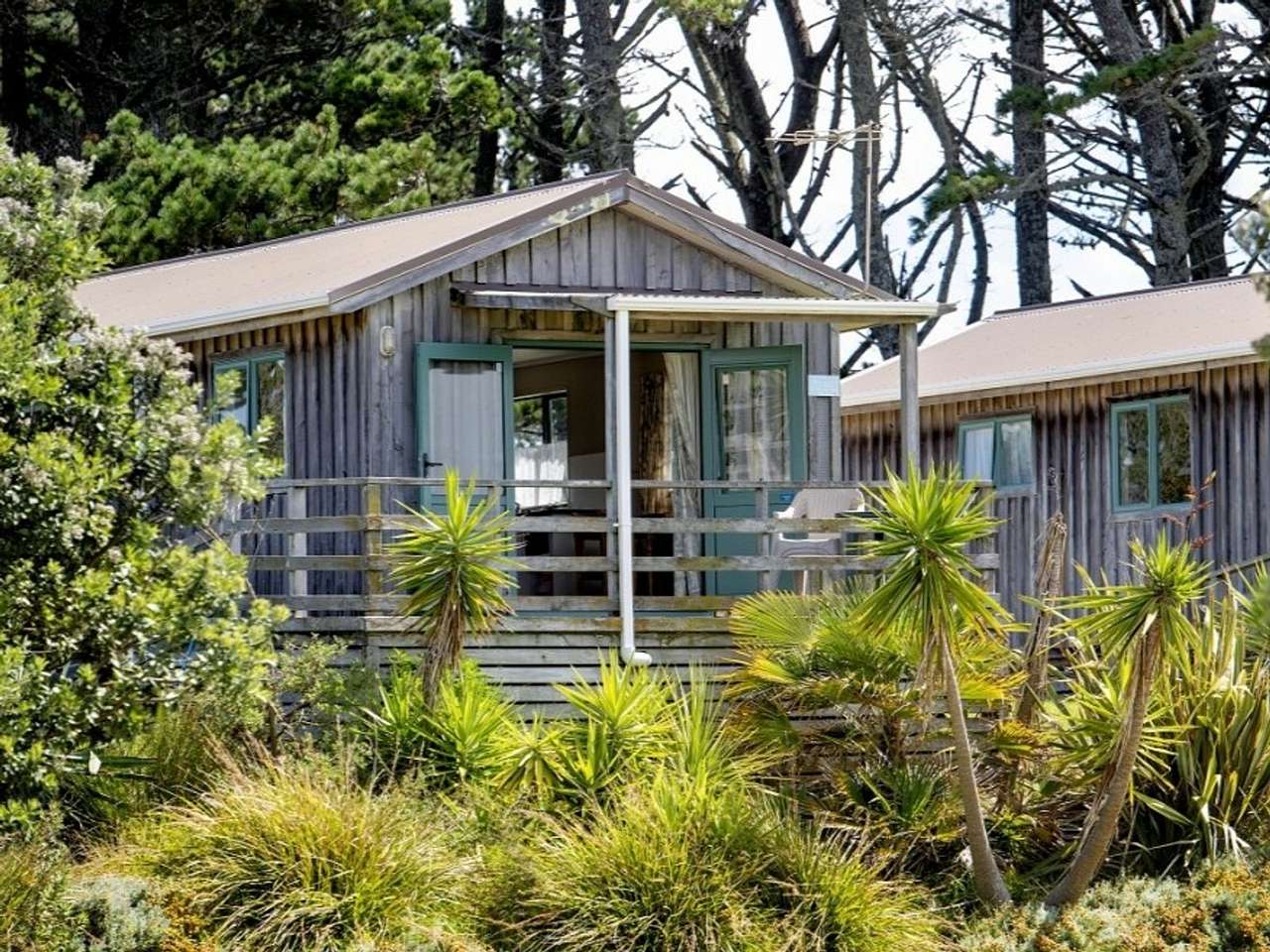 Thornton Beach Holiday Park