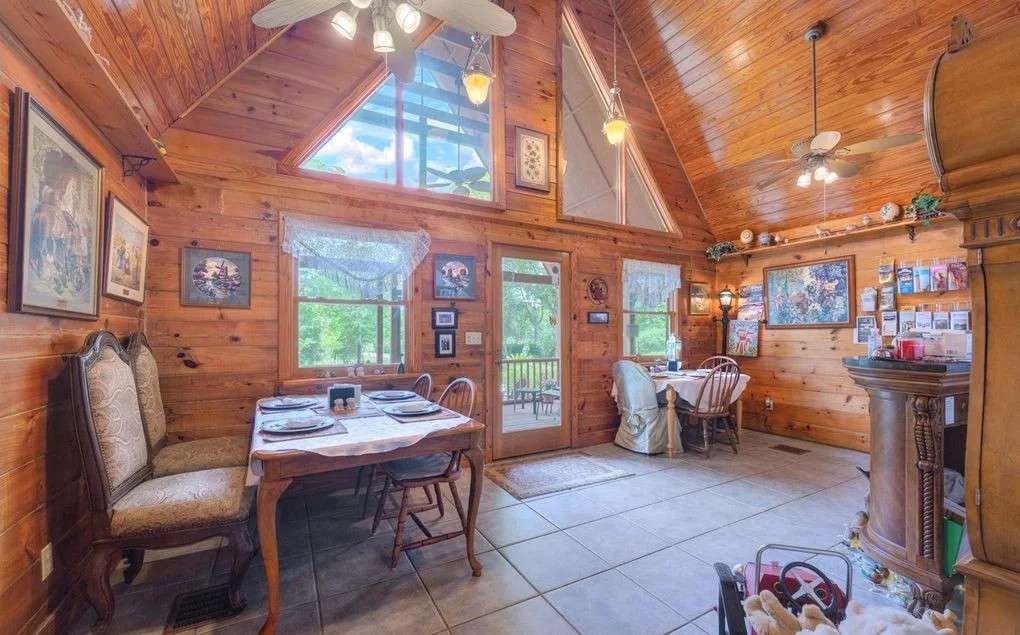 Cabin on the Lake