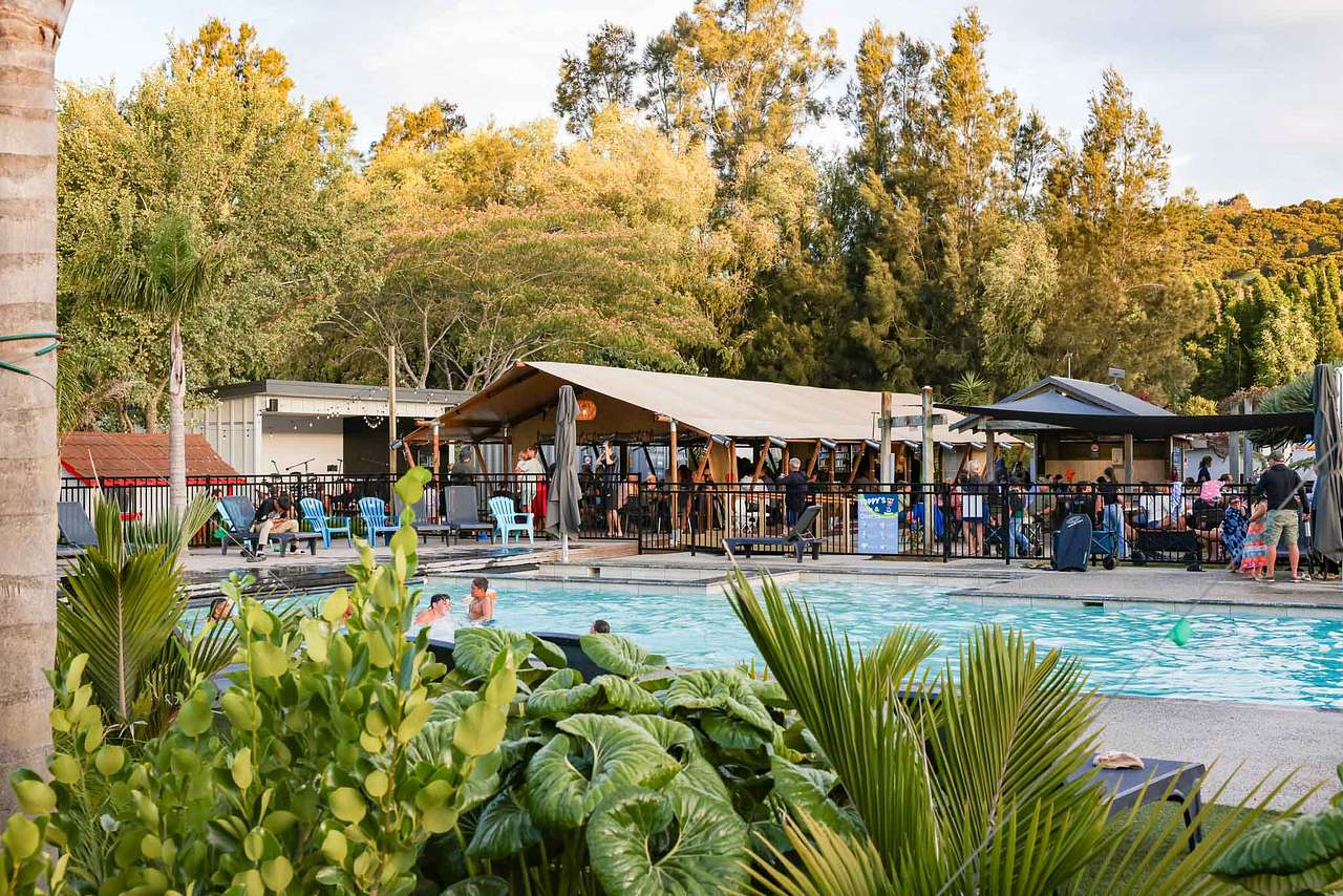 Hot Water Beach TOP 10 Holiday Park