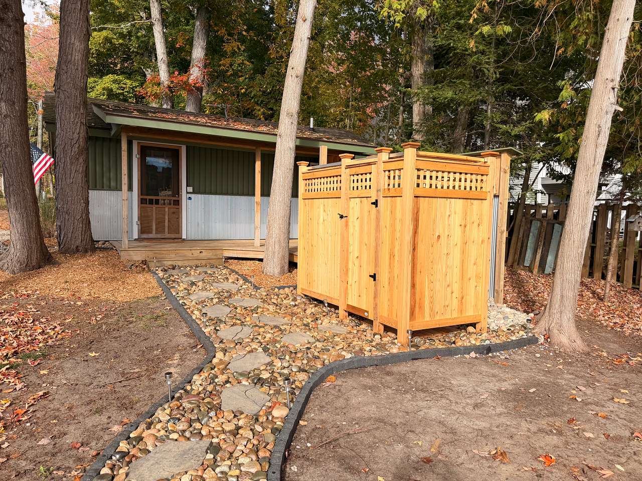 Six Mile Lake Campground