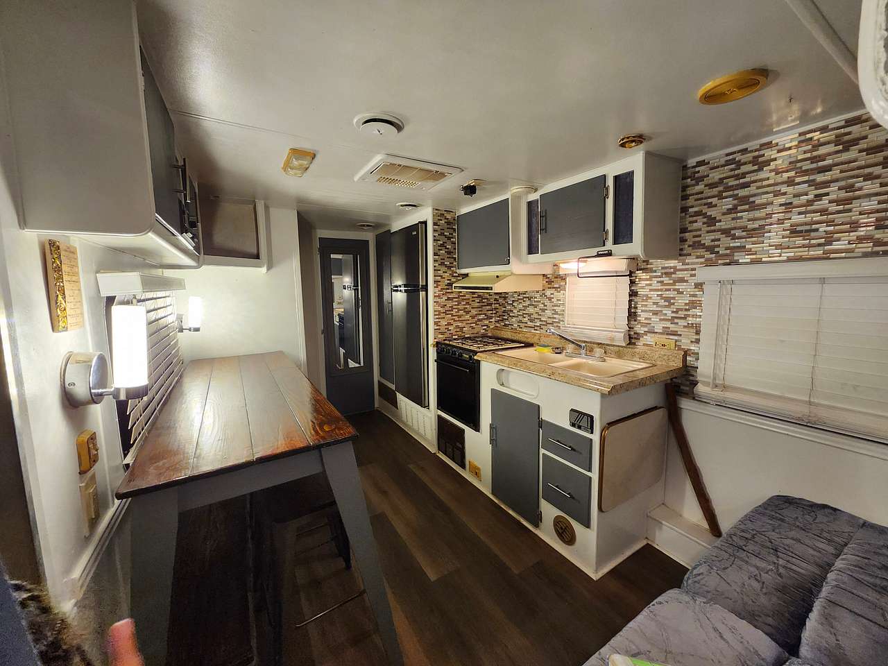 Cozy & Affordable Camper Stay