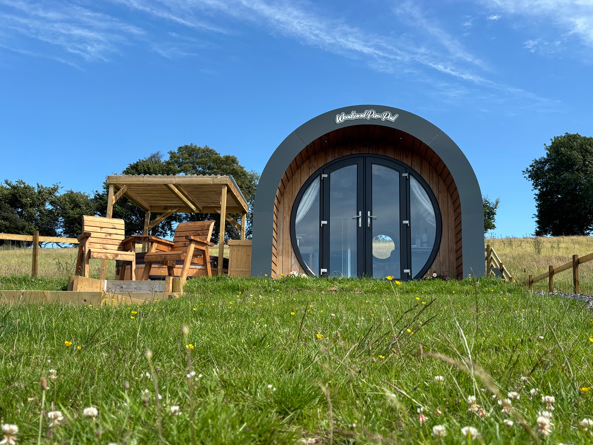Four Paws Glamping
