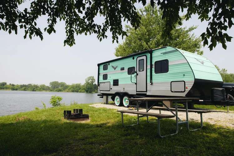 Twin Lakes Camping Resort