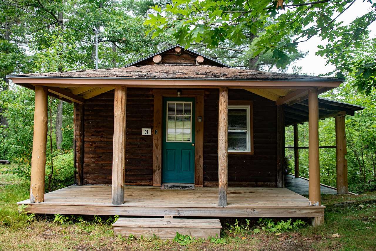 Kennebec Riverside Cabins