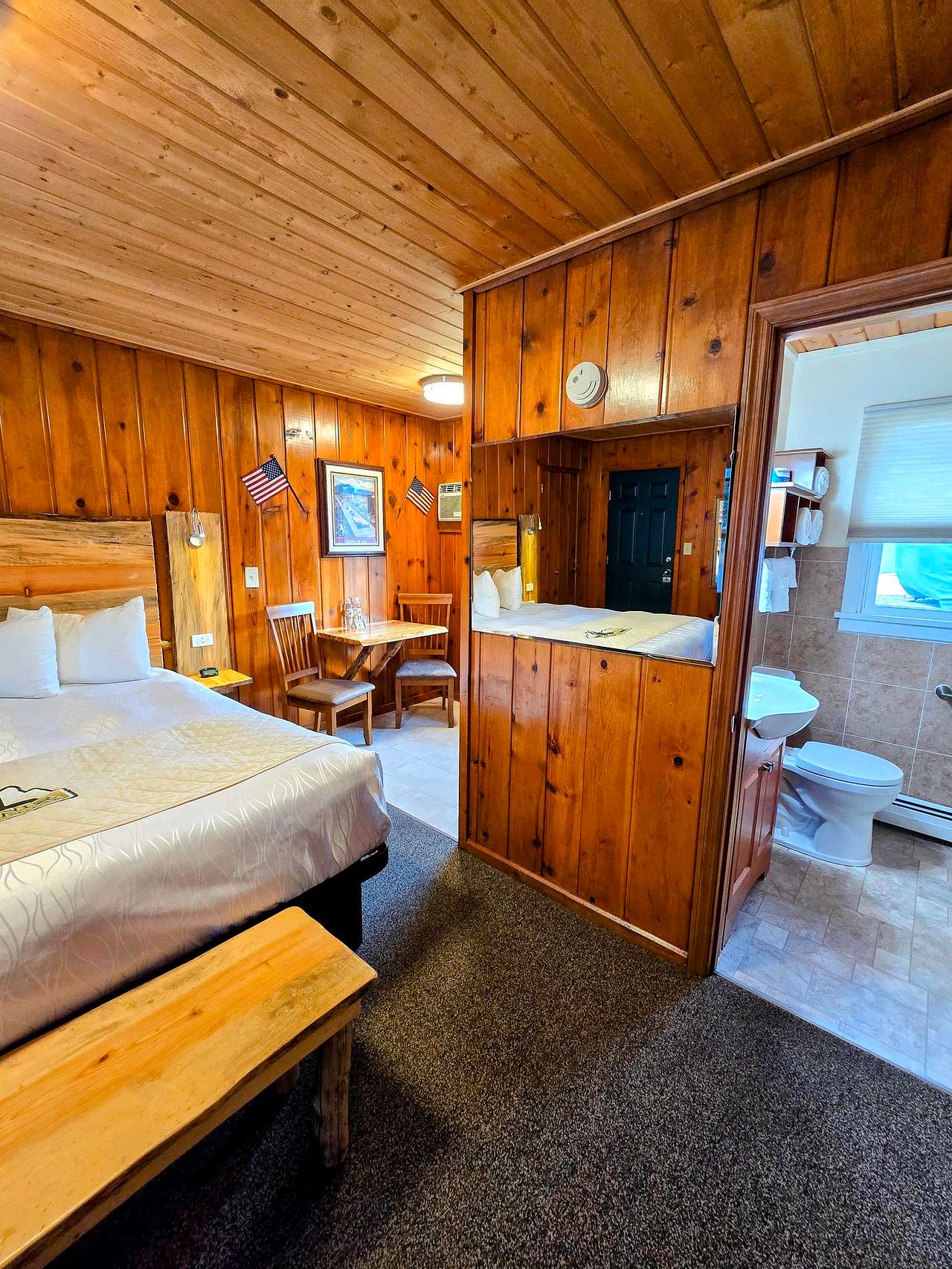 Alpine Lodge