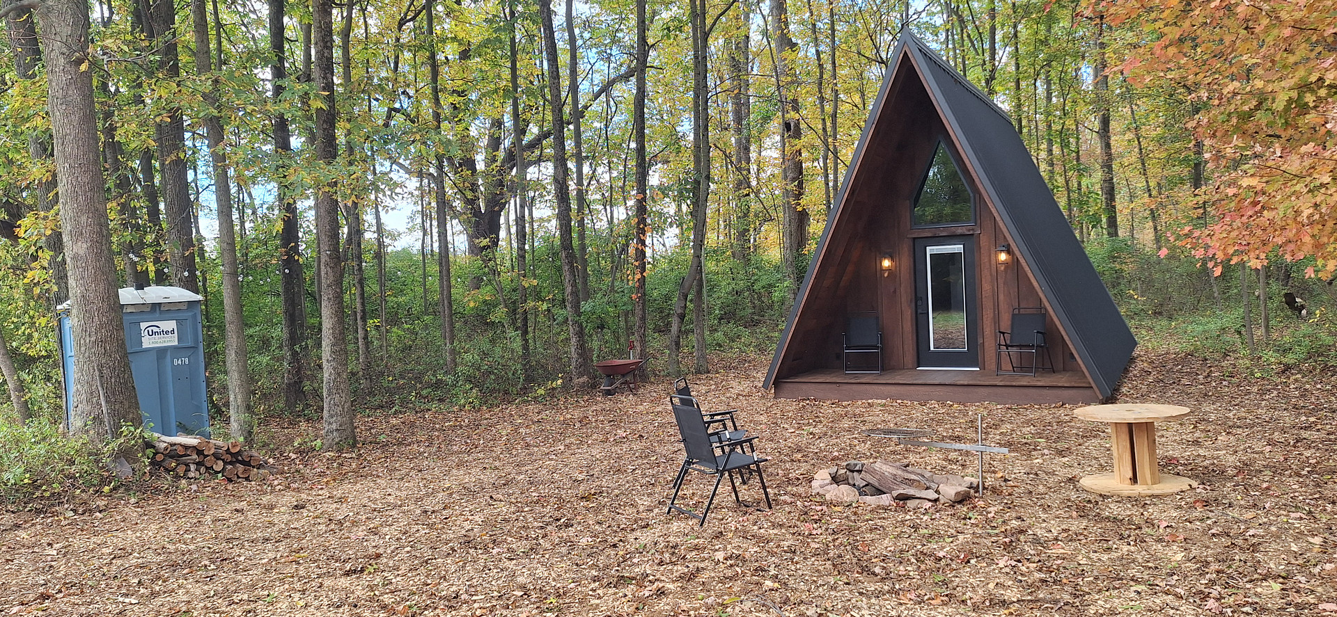 Riverside Hideaway