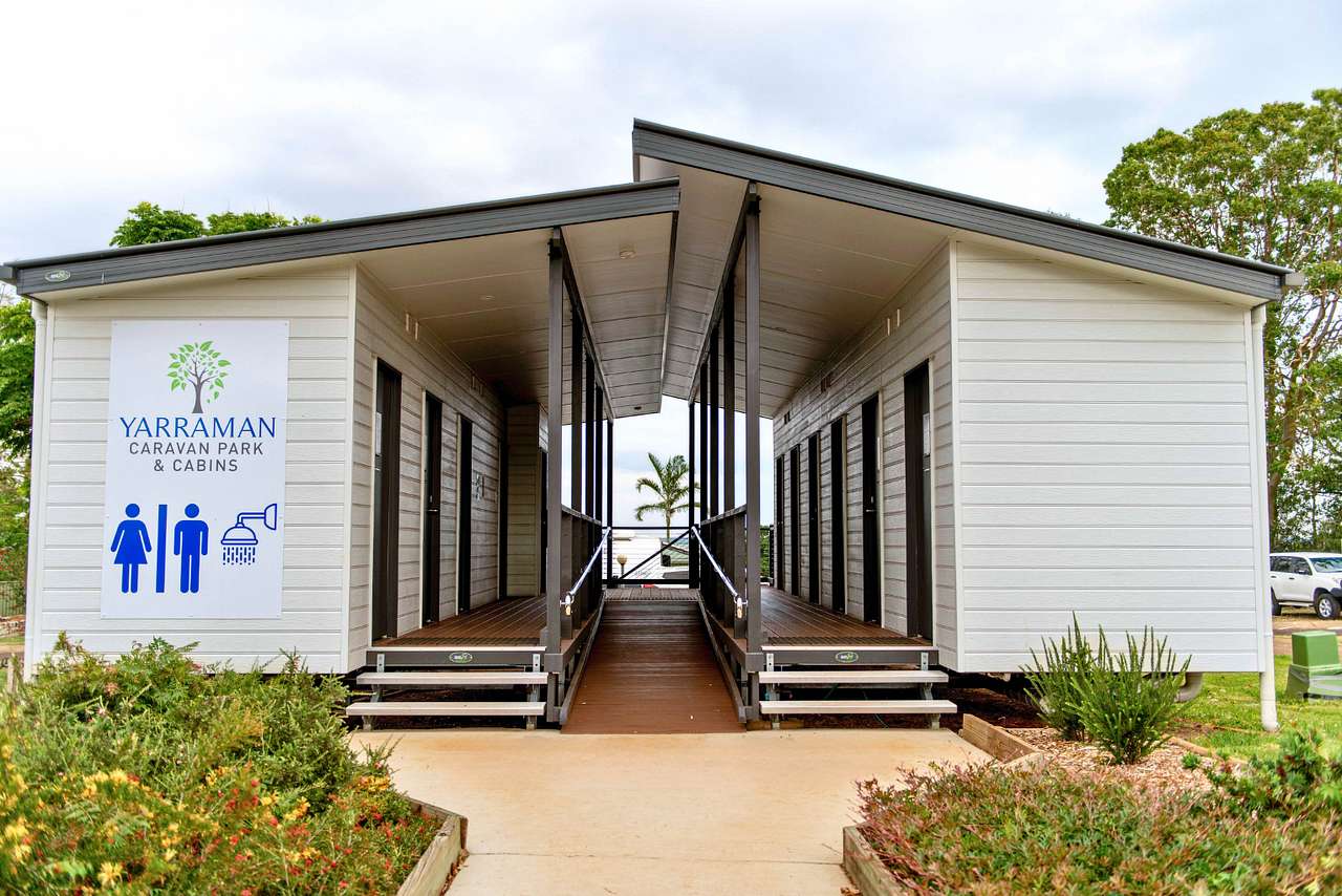 Yarraman Caravan Park & Cabins