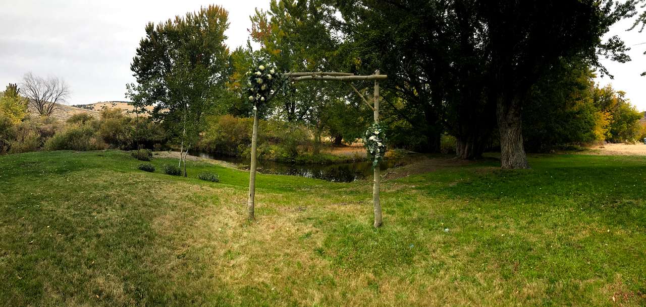 Private Creekside