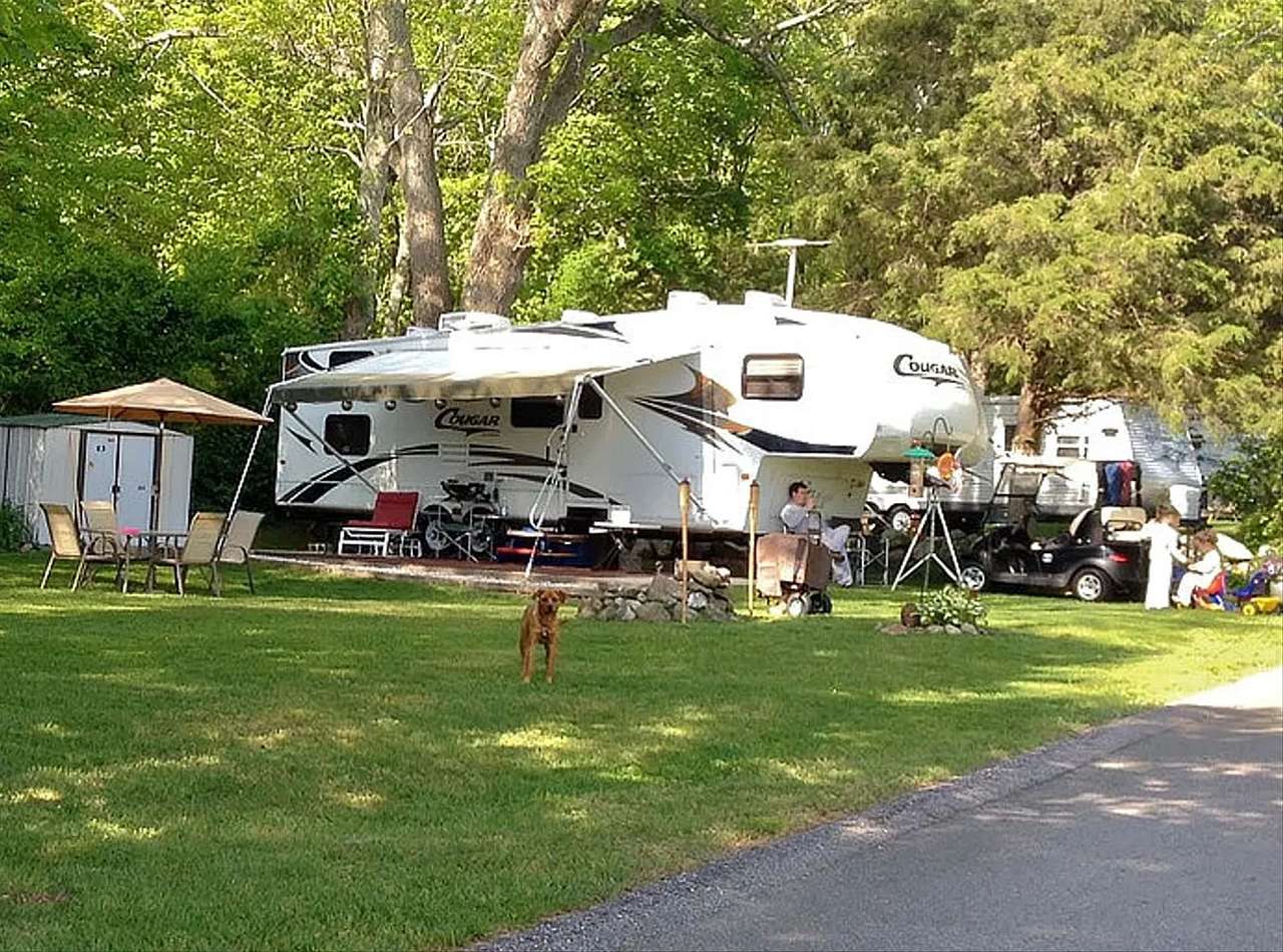Wawaloam Campground, West Kingston, Rhode Island