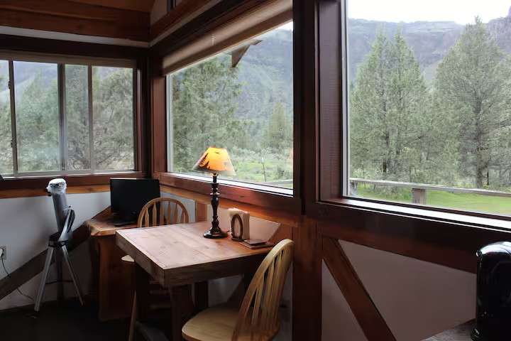 Stellar Cabin