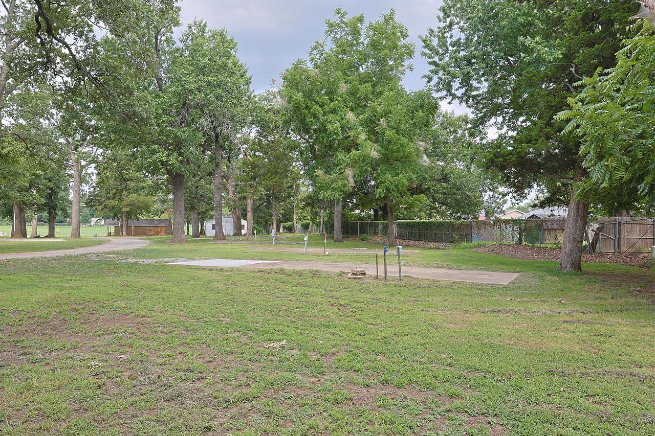 Oak Park Event Venue & Lodging