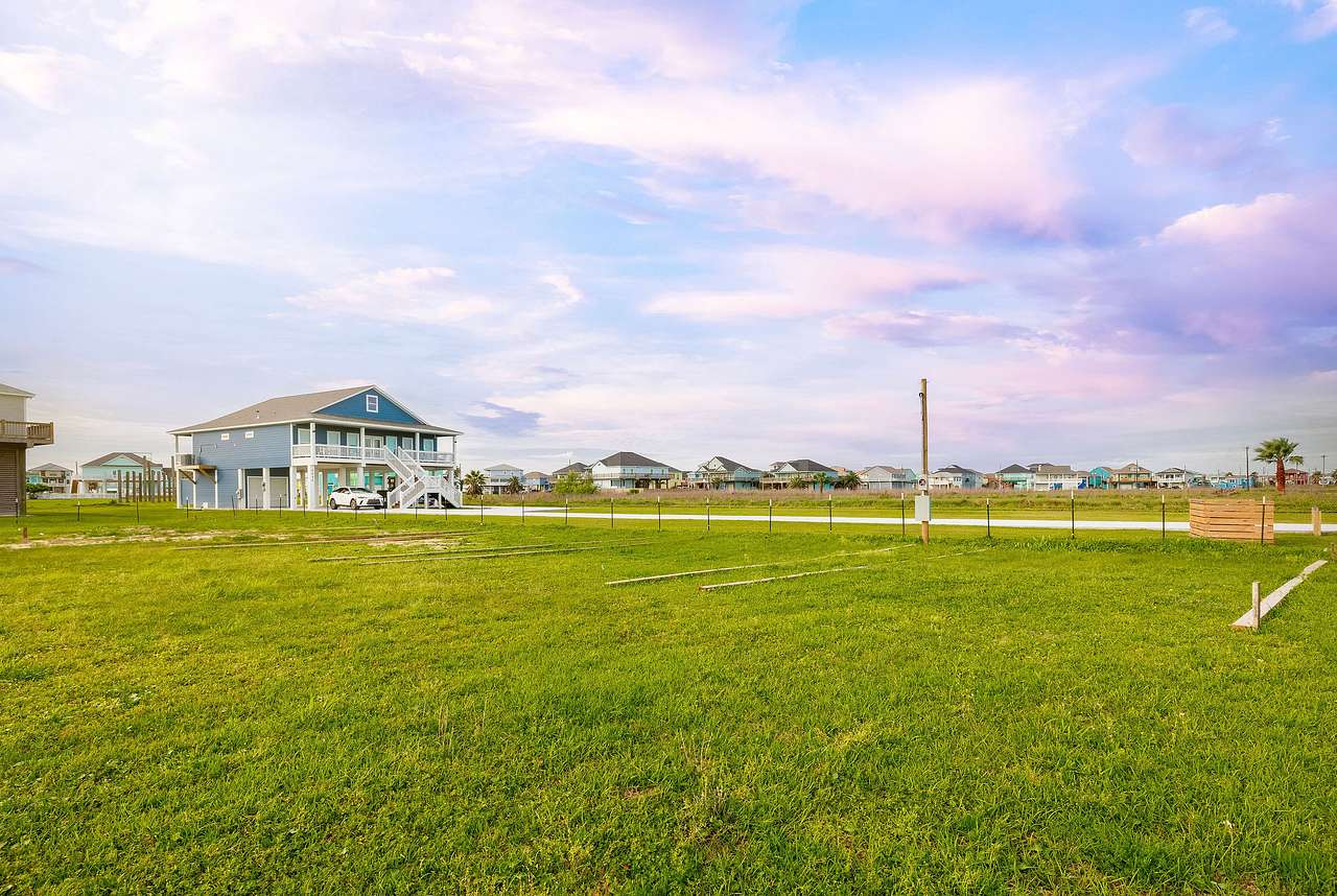 Seaside RV Escape | Pool, Hot Tub