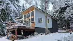 West Wayside Cabin