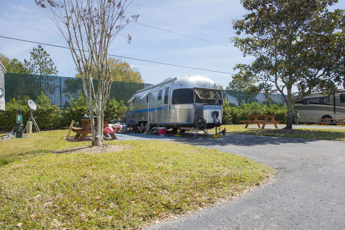 LazyDays RV Resort