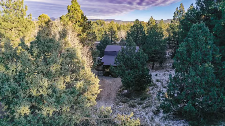 Cozy Cabin centrally located to Bryce & Zion