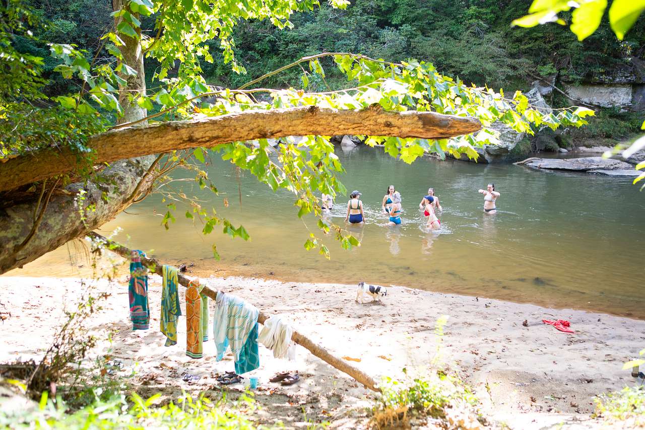 Carl’s Campsites - Riverside
