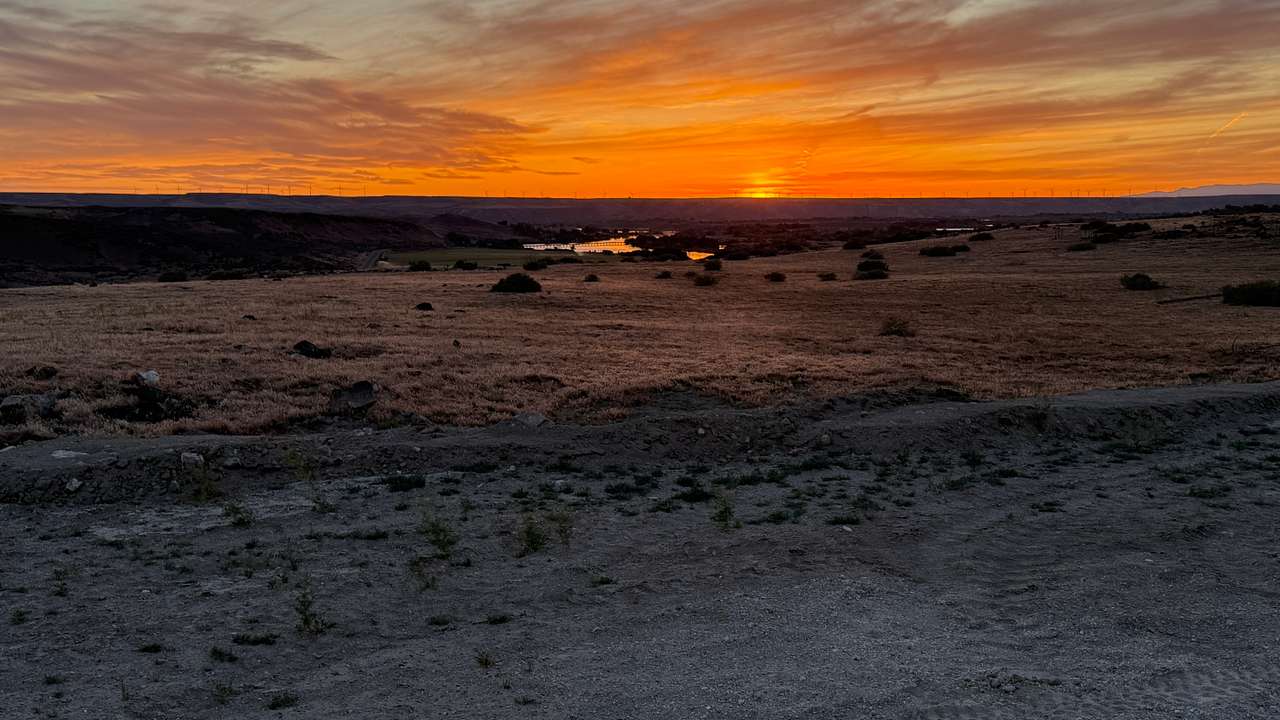 Beautiful evening sunset views.